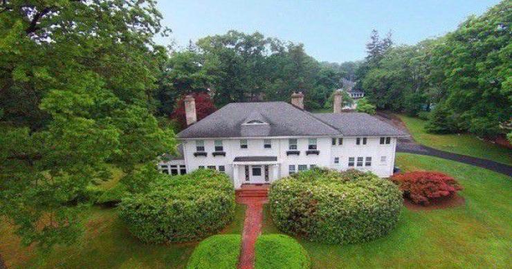 A la venta una histórica mansión en EEUU por menos de 10 euros, pero tiene un regalo envenenado…