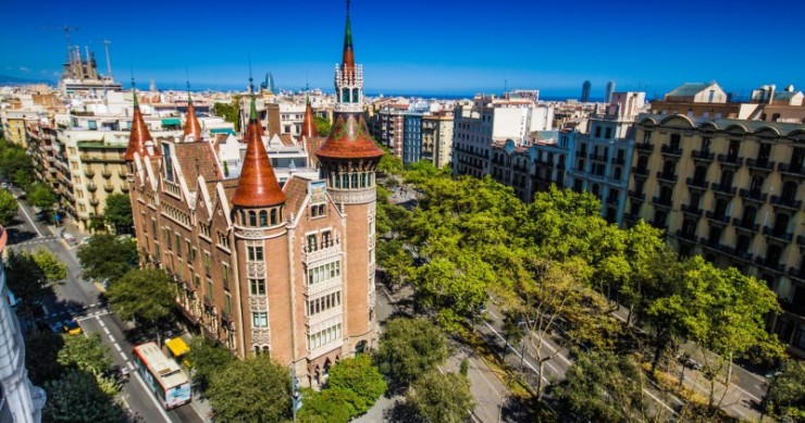 Lo que esconde La casa de les Punxes: un piso de alquiler que se puede visitar