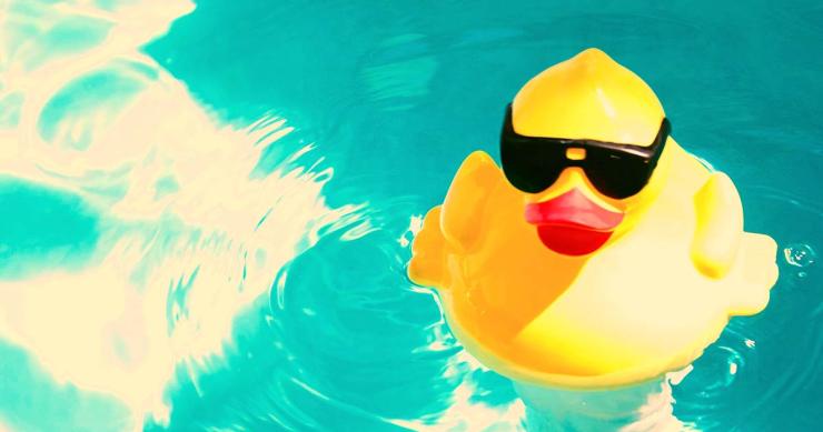 Cómo mantener tu piscina cristalina e impermeabilizada durante el verano