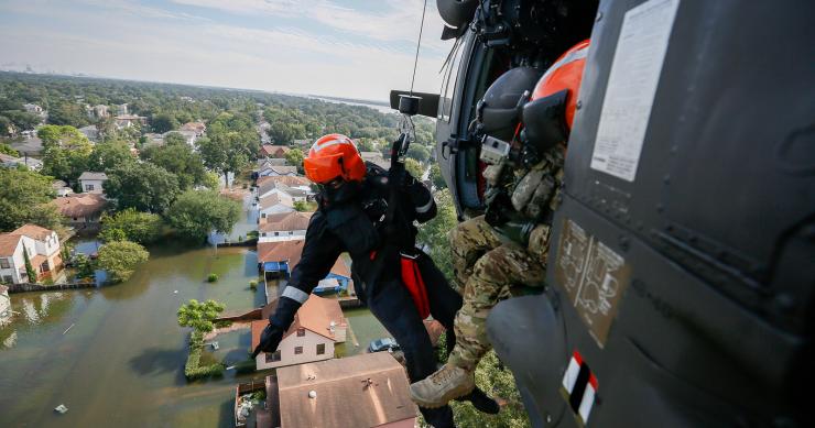 Los propietarios demandan alquileres de viviendas abandonadas tras el Harvey