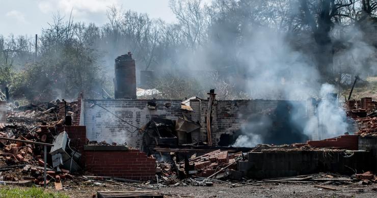 Tu vivienda ha sufrido daños por un incendio: quién se hace cargo de las pérdidas