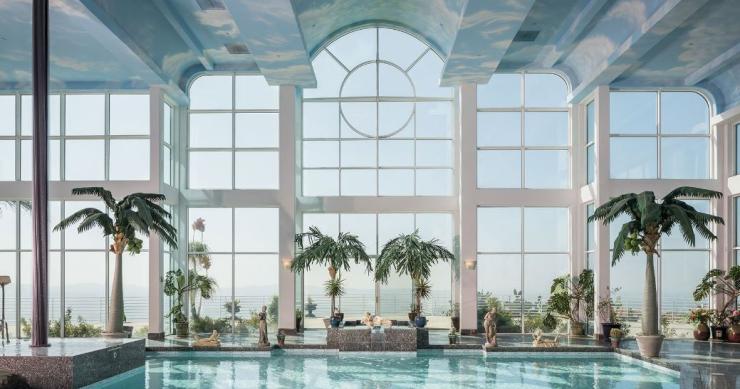 Parece un hotel, pero no lo es: esta mansión de superlujo está a la venta por 14,4 millones