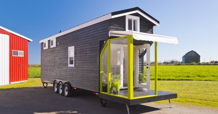 Una minicasa sobre ruedas
