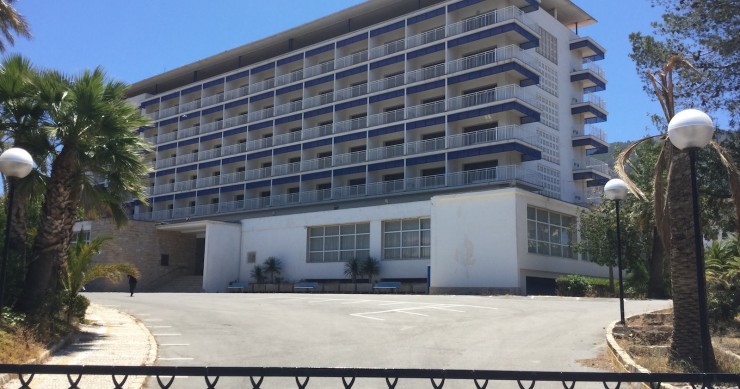 Una socimi compra a BBVA una antigua residencia en Alicante para reconvertirla en hotel