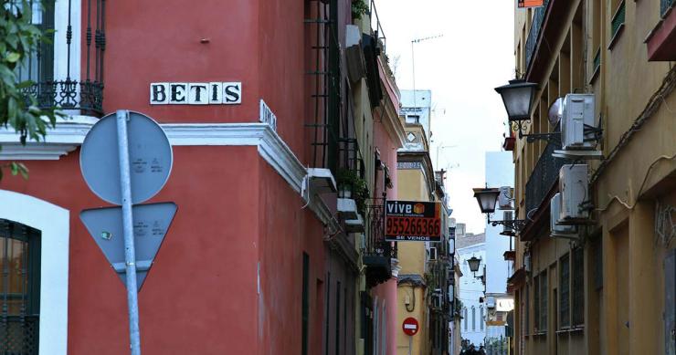 El Ayuntamiento de Sevilla comprará 400 viviendas vacías para alquiler social