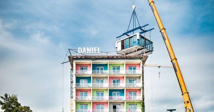 Vivir en el tejado: 10 casas que crecen sobre otros edificios