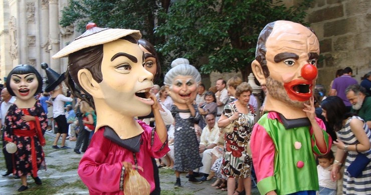 Granada utgör den spektakulära miljön för den här veckolånga festivalen i slutet av maj / Wikimedia
