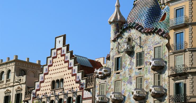 Paseo de Gracia, la calle más lujosa de Barcelona, compite con las más prestigiosas del mundo