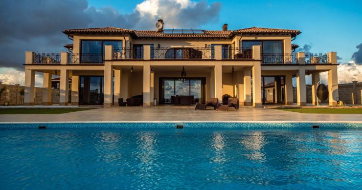 Una lujosa mansión en el Mar Negro