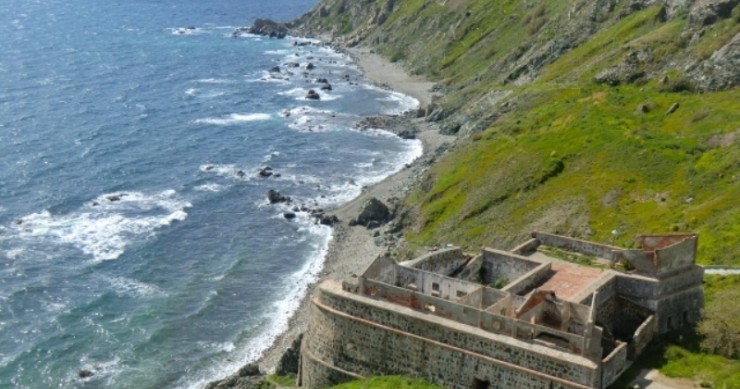 Playa Cala del Sarchal, Ceuta / Fuente: mapama.gob.es