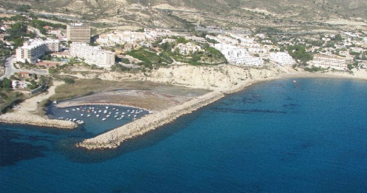 Playa Cala Baeza, El Campello, Alicante / Fuente: mapama.gob.es