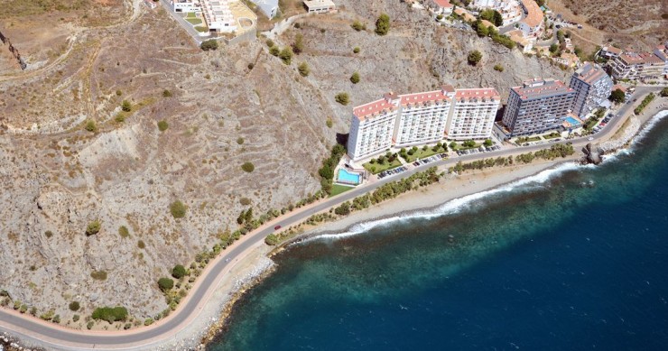 Playa La Veintiuna, Almuñécar, Granada / Fuente: mapama.gob.es