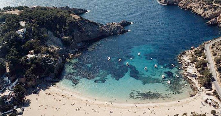 Playa Cala Vedella, Sant Josep de sa Talaia, Ibiza / Fuente: mapama.gob.es
