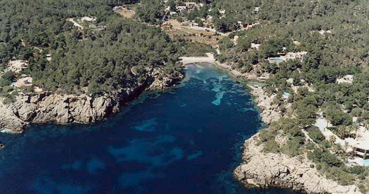Playa Cala Mastella, Santa Eulalia del Río, Ibiza / Fuente: mapama.gob.es