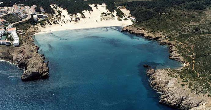 Playa Arenal de S'Olla de Son Saura, Es Mercadal, Menorca / Fuente: mapama.gob.es