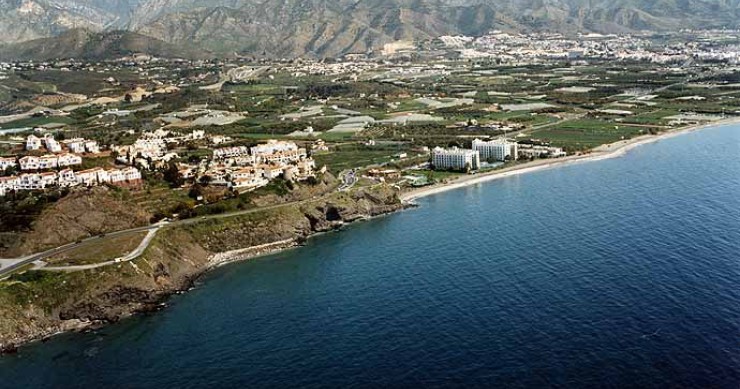 Playa El Playazo, Nerja, Málaga / Fuente: mapama.gob.es