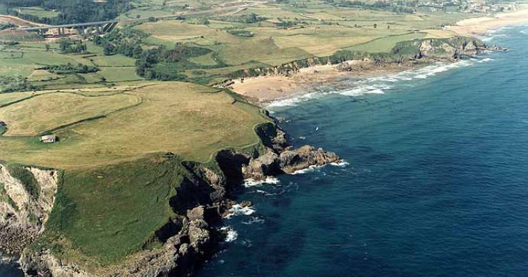 Playa Beciella, Caravia, Asturias / Fuente: mapama.gob.es