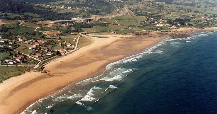 Playa La Espasa, Colunga, Asturias / Fuente: mapama.gob.es