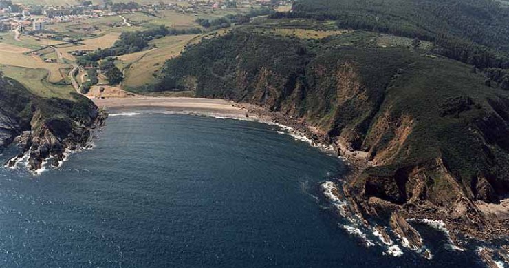 Playa Bahínas, Castrillón, Asturias / Fuente: mapama.gob.es