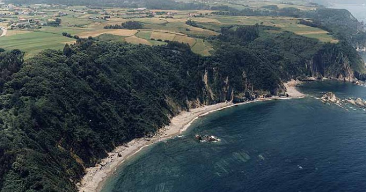 Playa Calabón, Cudillero, Asturias / Fuente: mapama.gob.es