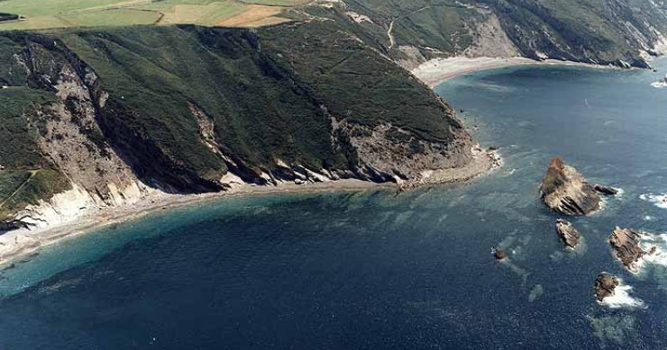 Playa Peña Doria, Cudillero, Asturias / Fuente: mapama.gob.es