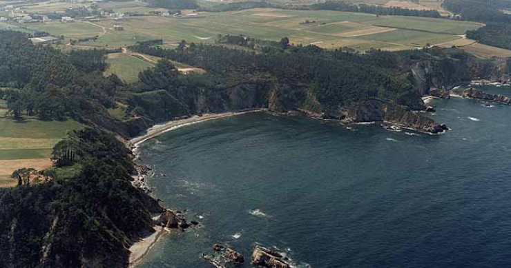 Playa Cambaredo, El Franco, Asturias / Fuente: mapama.gob.es