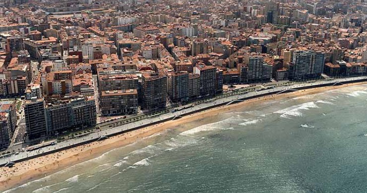 Playa San Lorenzo, Gijón, Asturias / Fuente: mapama.gob.es