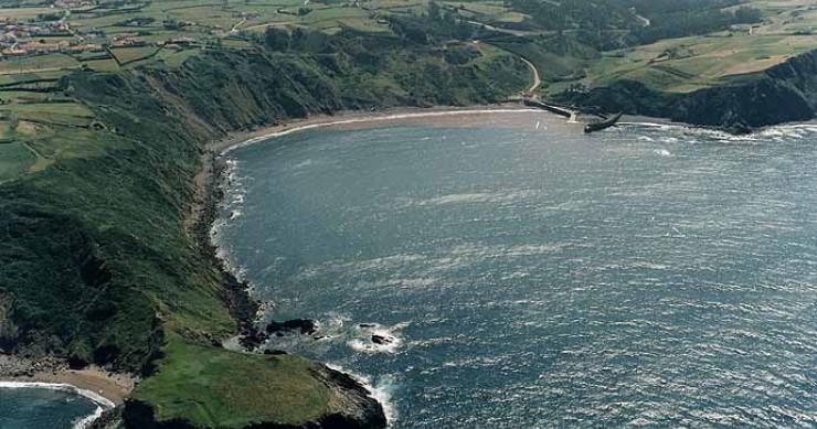 Playa Llumeres, Gozón, Asturias / Fuente: mapama.gob.es