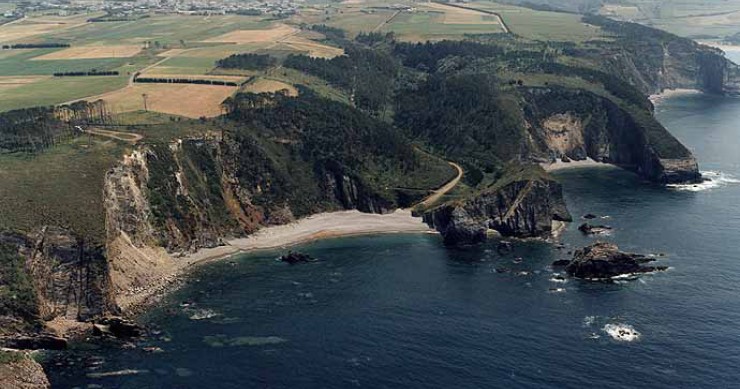 Playa Bozo, Valdés, Asturias / Fuente: mapama.gob.es