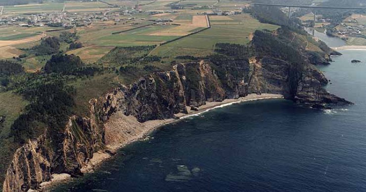 Playa La Herbosa, Valdés, Asturias / Fuente: mapama.gob.es