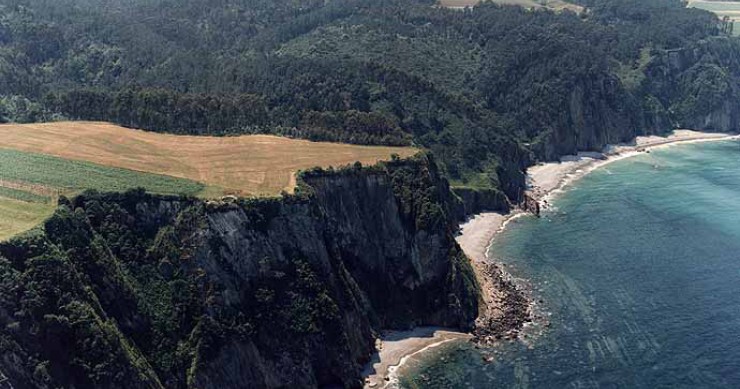 Playa Los Molinos, Valdés, Asturias / Fuente: mapama.gob.es