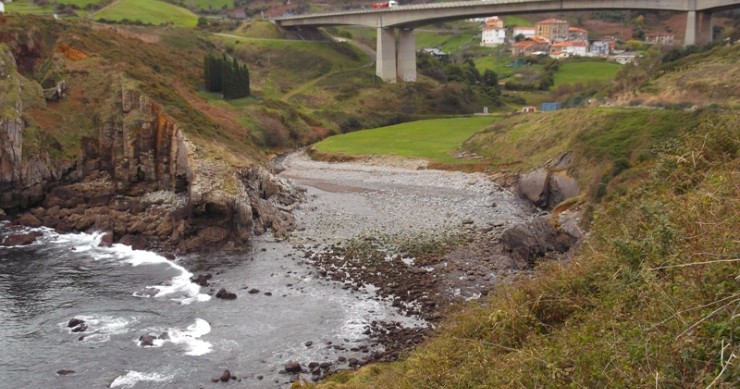 Playa El Berrón, Castro-Urdiales, Cantabria / Fuente: mapama.gob.es