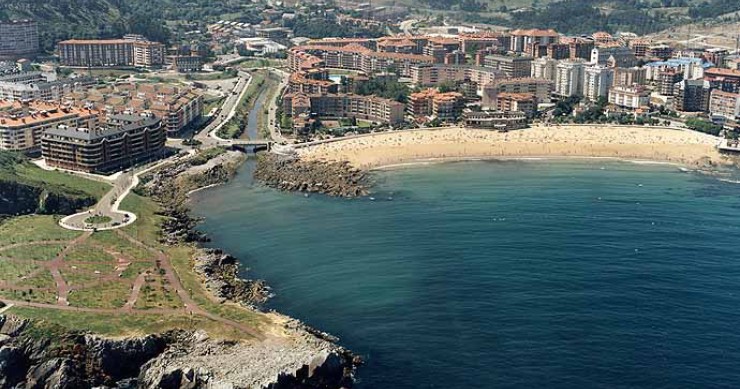 Playa Brazomar, Castro-Urdiales, Cantabria / Fuente: mapama.gob.es