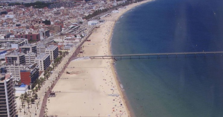 Playa Platja del Pont de Petroli, Badalona, Barcelona / Fuente: mapama.gob.es