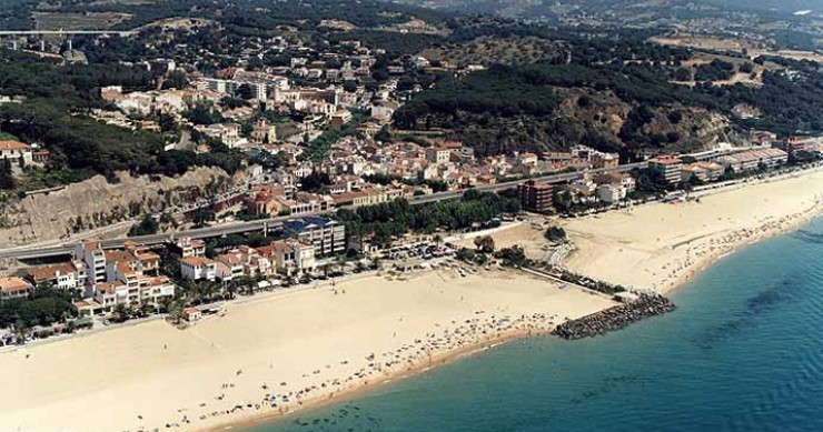 Playa Platja del Bassiot, Caldes d'Estrac, Barcelona / Fuente: mapama.gob.es