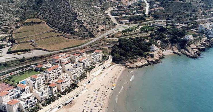 Playa Aiguadolç, Sitges, Barcelona / Fuente: mapama.gob.es
