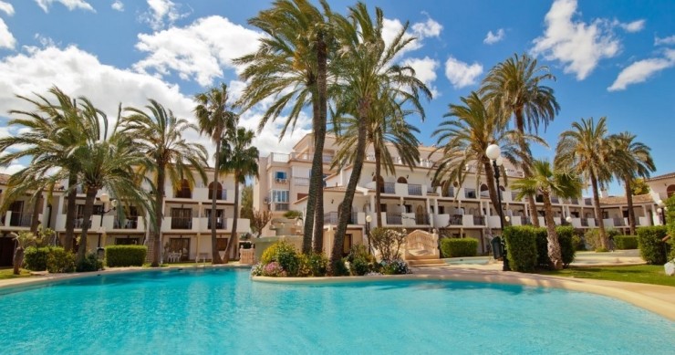 Las viviendas turísticas en la costa se llenan con subidas medias del 8,3%