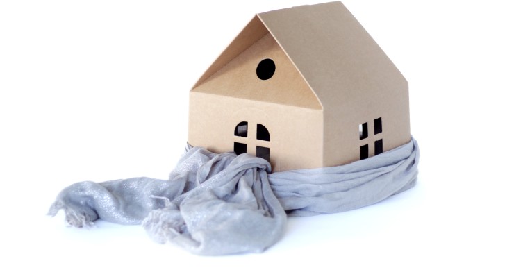 Come tenere la casa calda senza spendere una fortuna 