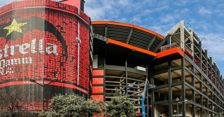 Neinor y Aedas pujan por los terrenos de Mestalla en Valencia