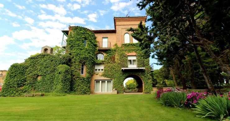 A la venta la finca donde veraneaba Ortega y Gasset (con iglesia visigoda incluida)