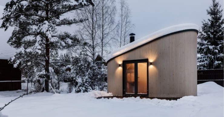 Una minicasa modular construida al 100% con materiales reciclados