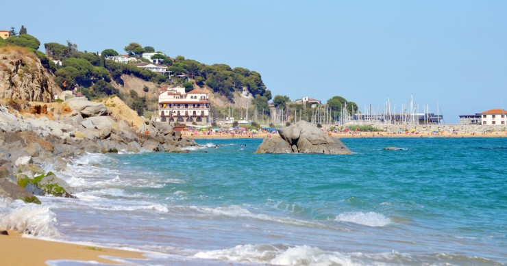 La costa de Barcelona toma impulso tras elevar un 13% sus compraventas en 2018