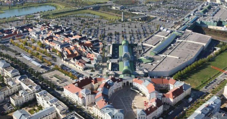 Los centros comerciales franceses, condenados a muerte: UBS prevé una 'riada de víctimas' hasta 2023