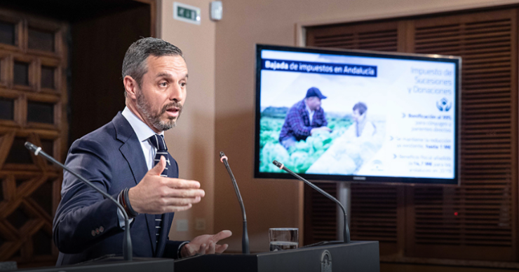 Andalucía bonifica al 99% el impuesto de sucesiones y reduce el ITP a familias numerosas