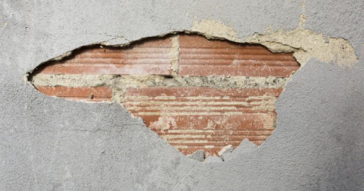 Cómo reclamar con éxito los vicios constructivos de la vivienda comprada