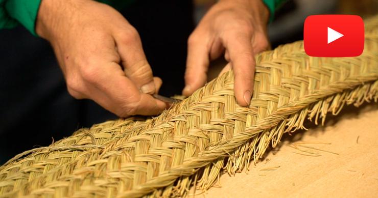 Modesto, el artesano de persianas de esparto para combatir el calor o aislar un edificio