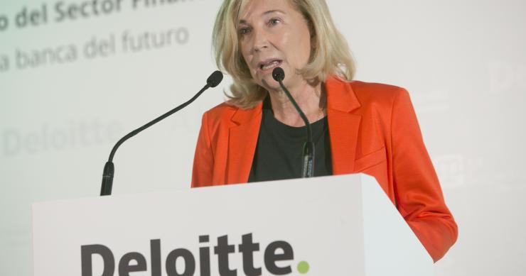 Dancausa avisa: la subida de impuestos y del gasto público que propone el PSOE puede ser un desastre