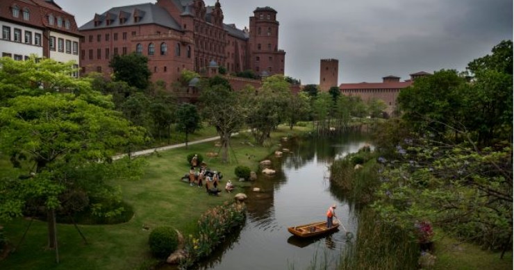 El campus de Huawei en China está inspirado en 12 ciudades europeas 