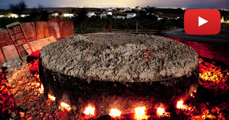 Los Gordillo, la única familia de Europa que hace la cal artesanal… en Sevilla