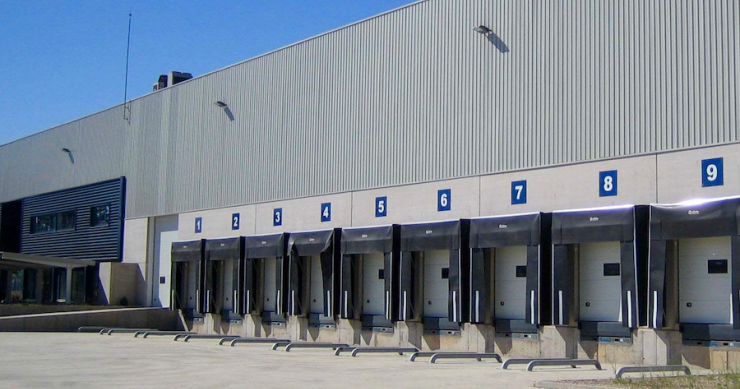 Colonial negocia la venta de su cartera logística con Prologis, Blackstone y Deutsche Bank